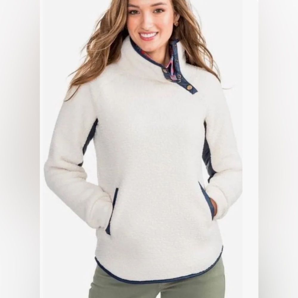 Southern Tide Cream Sherpa Pullover with Navy Trim